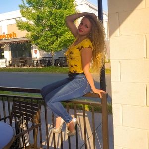 Meet your Posher, Michelle